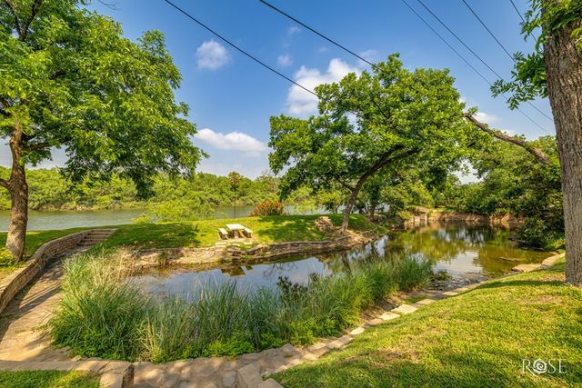 1703 Christoval Road, San Angelo, TX 76903