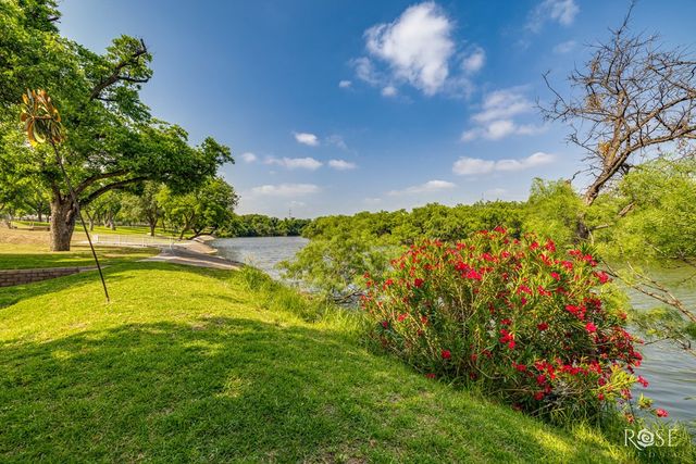 1703 Christoval Road, San Angelo, TX 76903