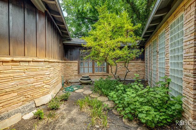 1703 Christoval Road, San Angelo, TX 76903