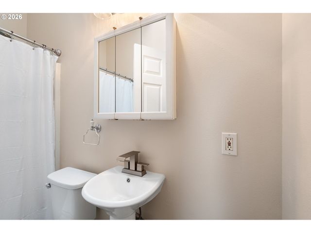 3709 U St, Vancouver, WA 98663