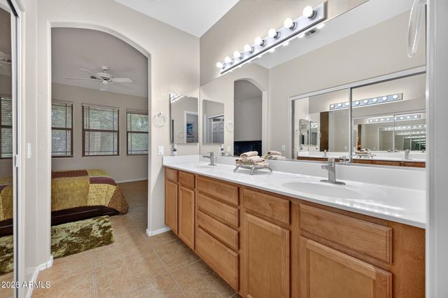 5450 E MCLELLAN Road 211, Mesa, AZ 85205