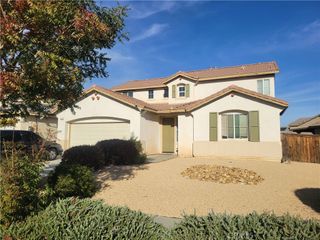 13816 Grant, Oak Hills, CA 92344