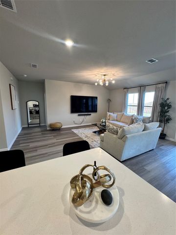 2008 Bronco Drive, Seagoville, TX 75159