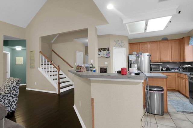 2115 Crestwood Trail, Mansfield, TX 76063