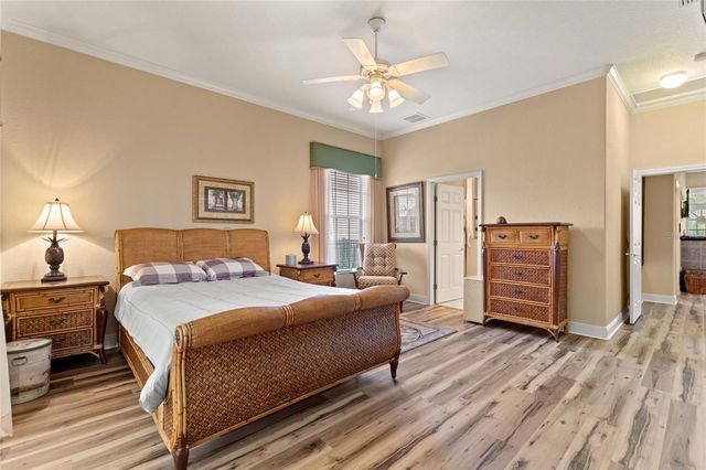 392 MOTORCOACH DRIVE S, Polk City, FL 33868