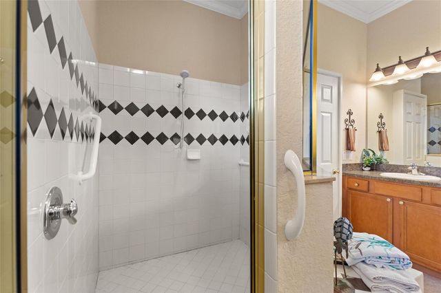 392 MOTORCOACH DRIVE S, Polk City, FL 33868