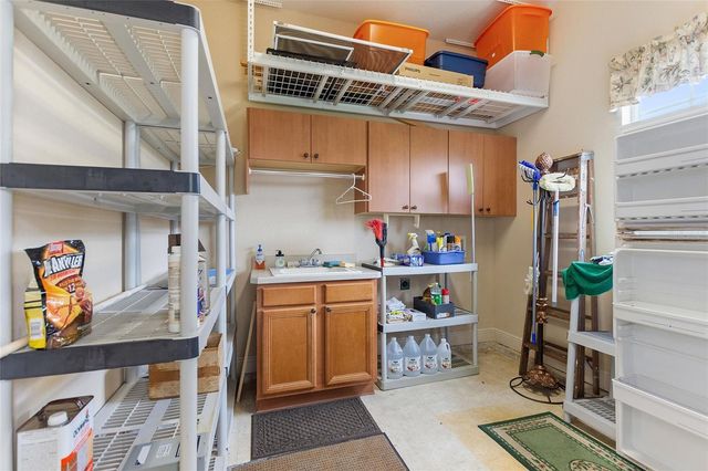 392 MOTORCOACH DRIVE S, Polk City, FL 33868