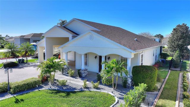 392 MOTORCOACH DRIVE S, Polk City, FL 33868