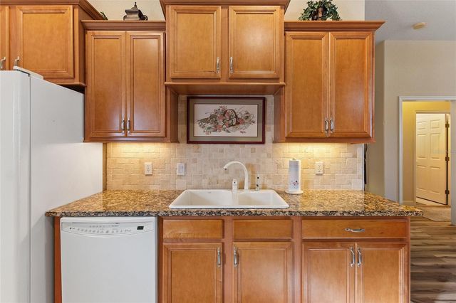 392 MOTORCOACH DRIVE S, Polk City, FL 33868