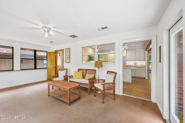 2402 SANDY RUN Drive W, Middleburg, FL 32068