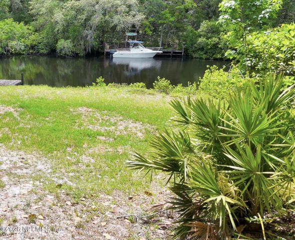 2402 SANDY RUN Drive W, Middleburg, FL 32068