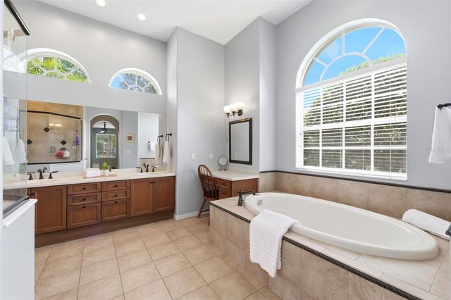 19708 WELLINGTON MANOR BOULEVARD, Lutz, FL 33549