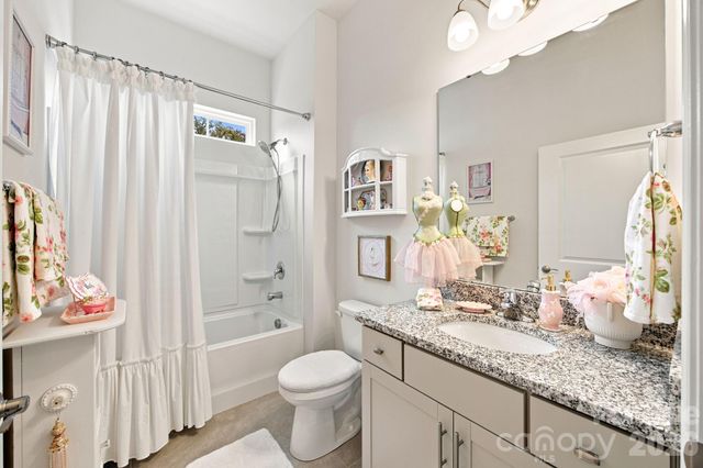 123 Cup Chase Drive, Mooresville, NC 28115