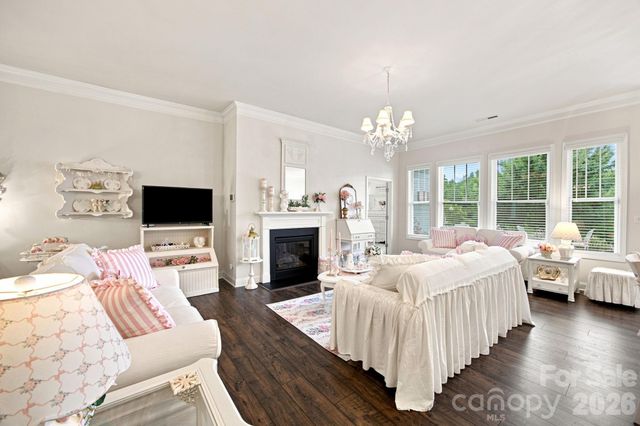 123 Cup Chase Drive, Mooresville, NC 28115