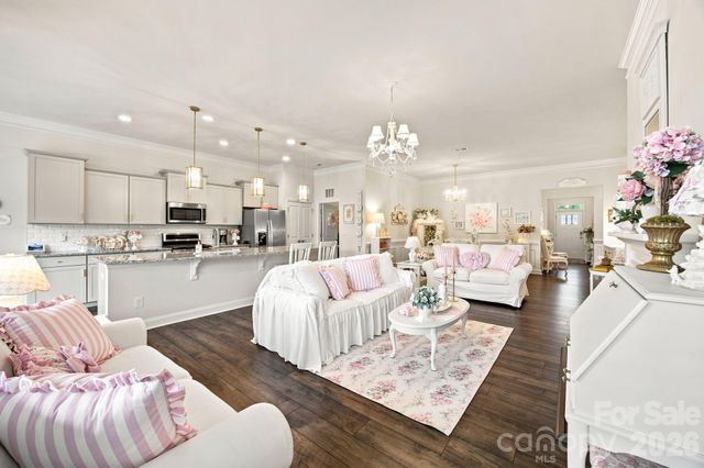 123 Cup Chase Drive, Mooresville, NC 28115