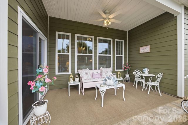 123 Cup Chase Drive, Mooresville, NC 28115