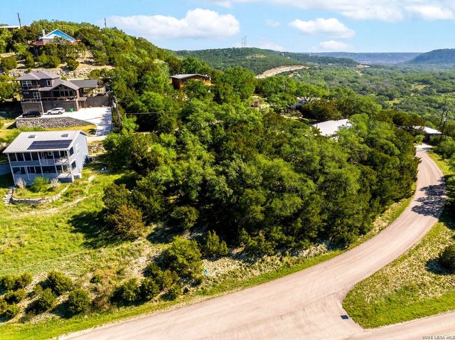 651 Rock Castle, Canyon Lake, TX 78133