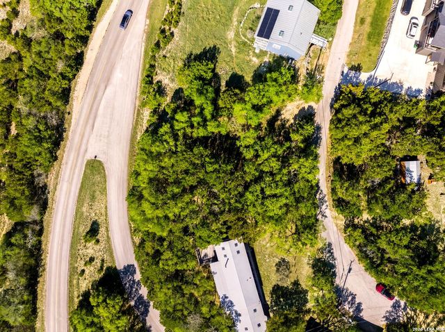 651 Rock Castle, Canyon Lake, TX 78133