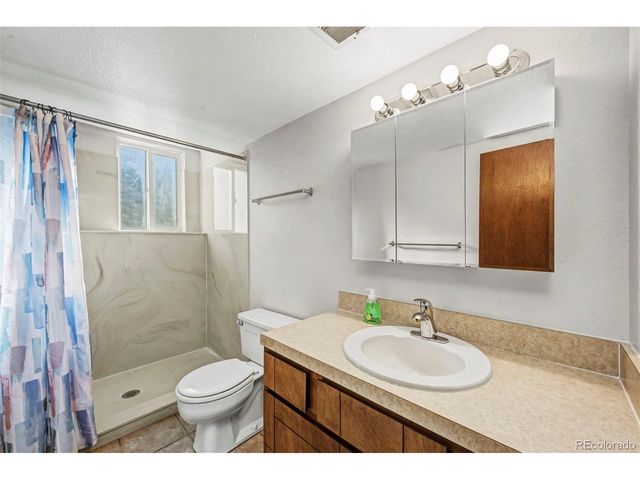 3400 W 25th St, Greeley, CO 80634