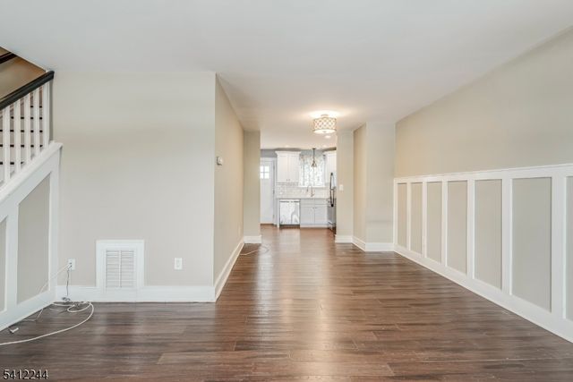 108 Marilyn Dr, Mansfield Twp., NJ 07840