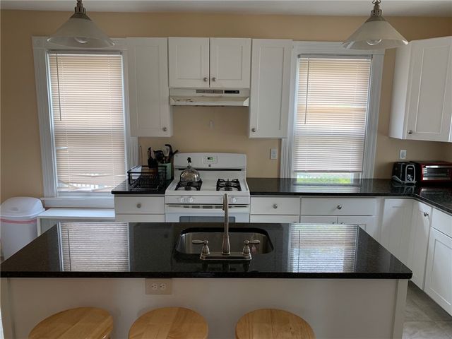 501 Spring Street 1, Newport, RI 02840