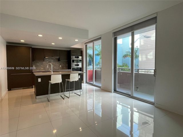 7875 NW 107th Avenue 212, Doral, FL 33178