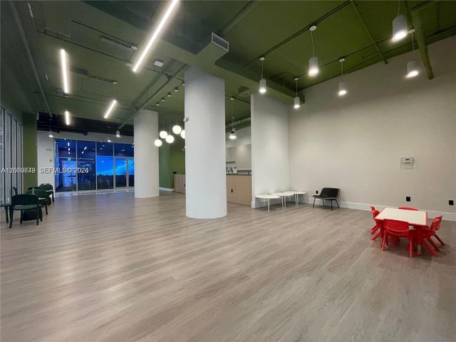 7875 NW 107th Avenue 212, Doral, FL 33178
