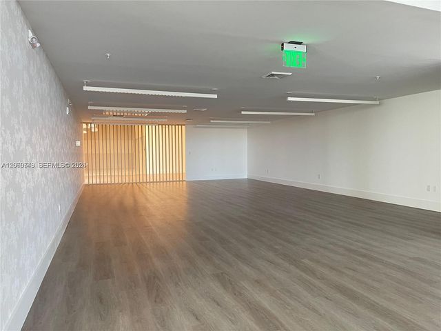 7875 NW 107th Avenue 212, Doral, FL 33178