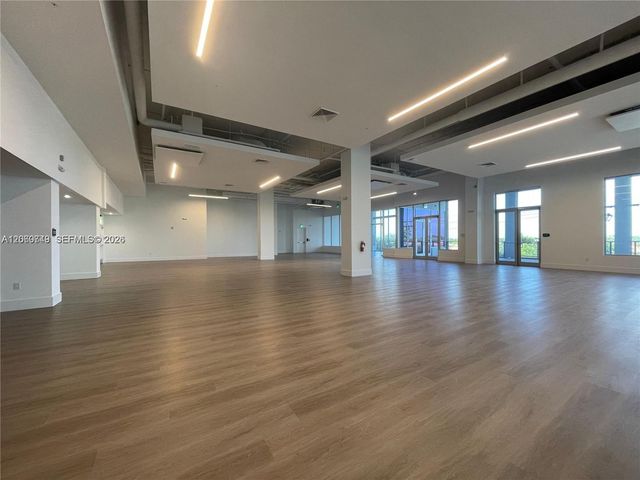7875 NW 107th Avenue 212, Doral, FL 33178