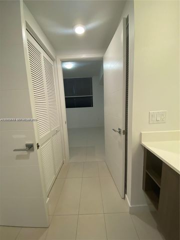 7875 NW 107th Avenue 212, Doral, FL 33178