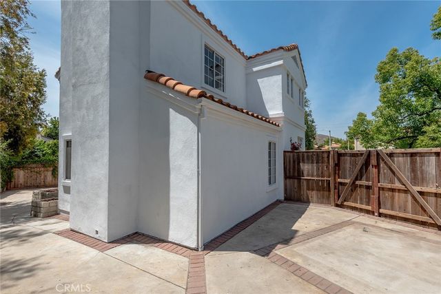 4301 Willow Glen, Calabasas, CA 91302