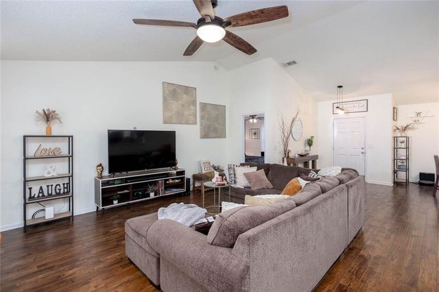 31 Abbey Lane, Cartersville, GA 30120