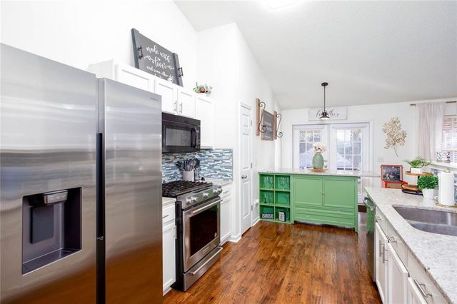 31 Abbey Lane, Cartersville, GA 30120