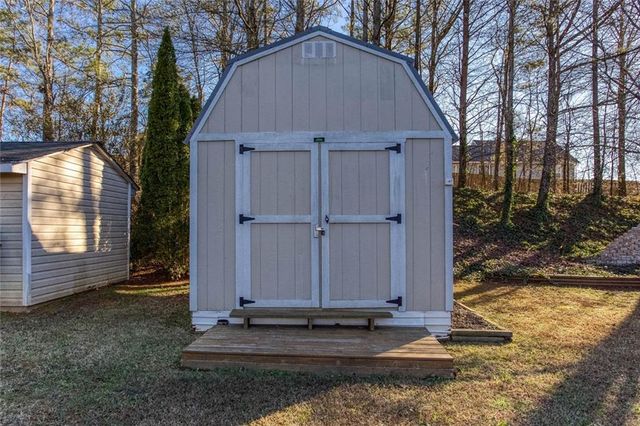 31 Abbey Lane, Cartersville, GA 30120