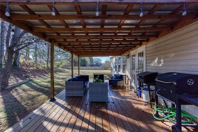 31 Abbey Lane, Cartersville, GA 30120