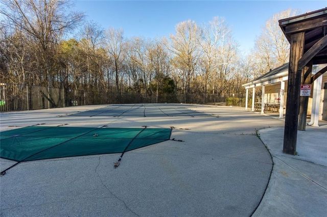 31 Abbey Lane, Cartersville, GA 30120