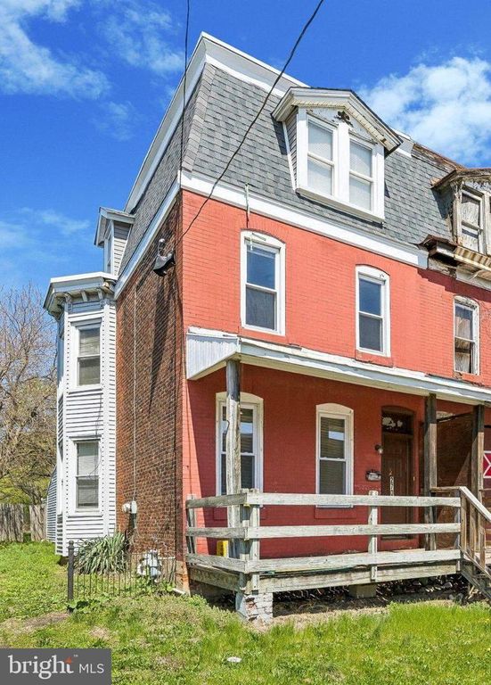 2706 W 7TH ST, Chester, PA 19013
