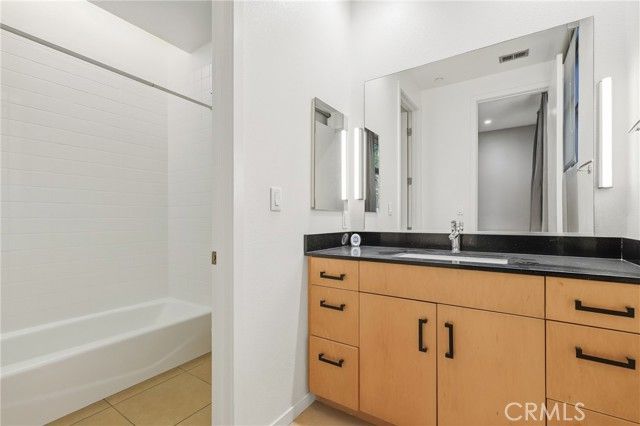 133 The Promenade 118, Long Beach, CA 90802