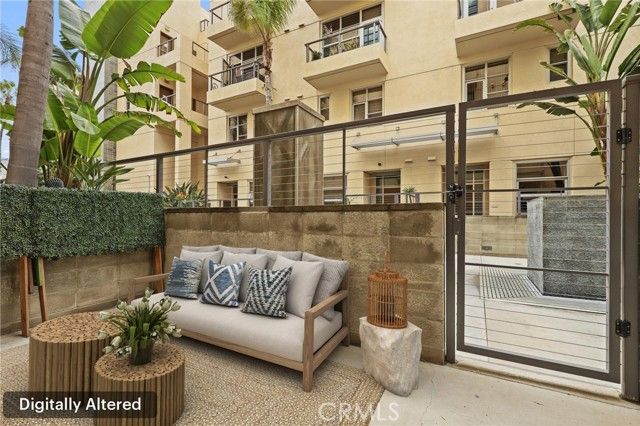 133 The Promenade 118, Long Beach, CA 90802