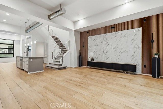 133 The Promenade 118, Long Beach, CA 90802