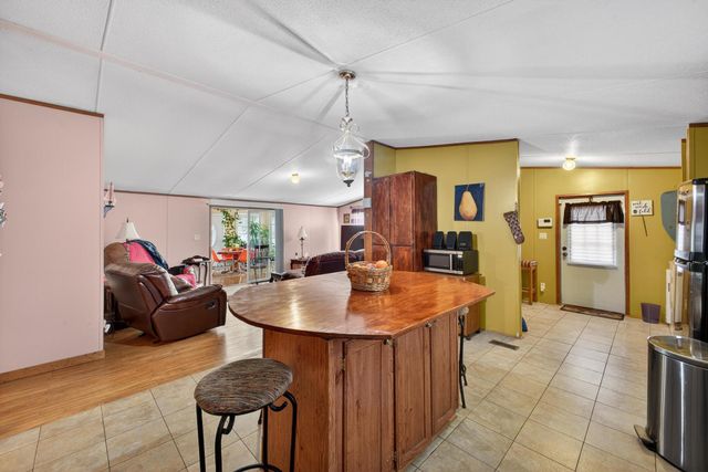 63 Cactus Hill, Barnwell, SC 29812