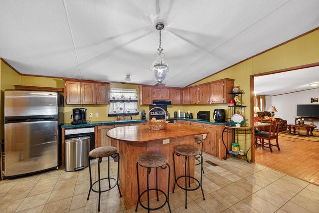 63 Cactus Hill, Barnwell, SC 29812