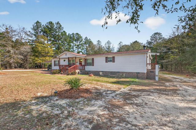 63 Cactus Hill, Barnwell, SC 29812