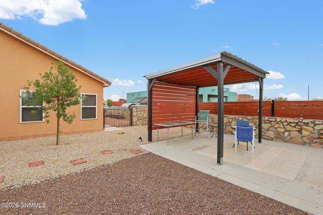 4282 Calle De Estrellas, Las Cruces, NM 88012