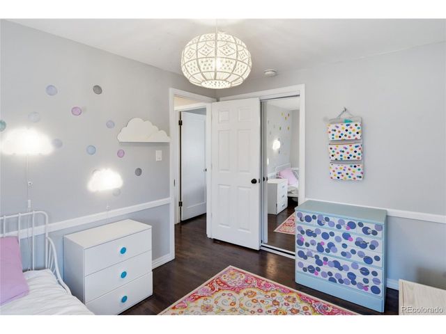 923 Geneva St, Aurora, CO 80010