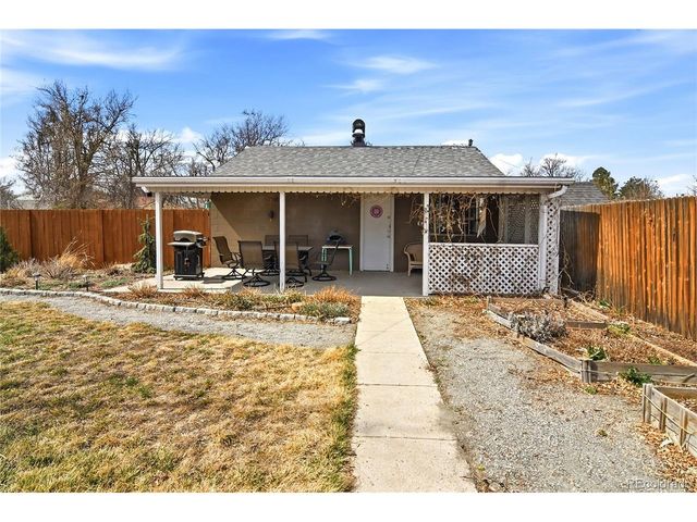 923 Geneva St, Aurora, CO 80010