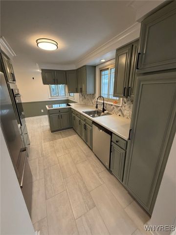 307 Grandview Avenue, Tonawanda, NY 14223