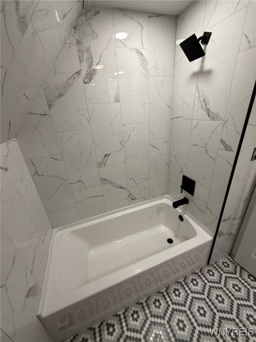 307 Grandview Avenue, Tonawanda, NY 14223