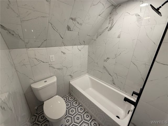 307 Grandview Avenue, Tonawanda, NY 14223