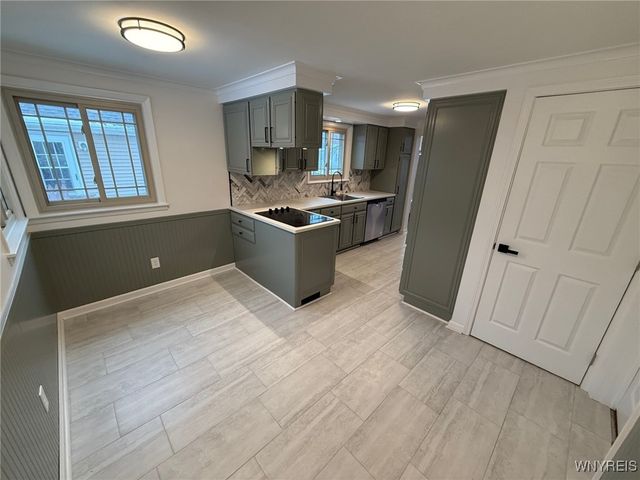 307 Grandview Avenue, Tonawanda, NY 14223